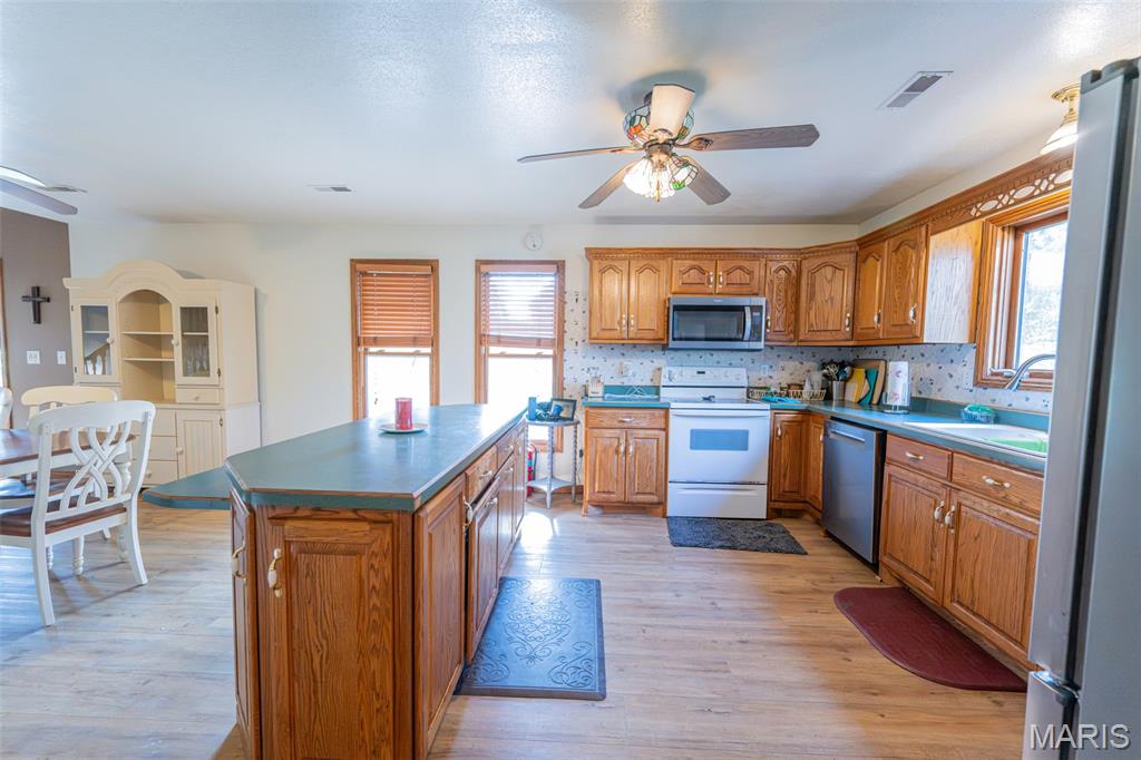 1115 County Road 754
