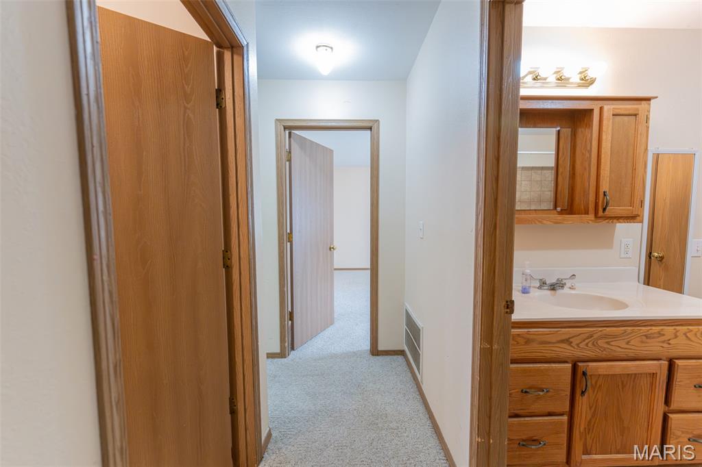 406 E Trades Drive