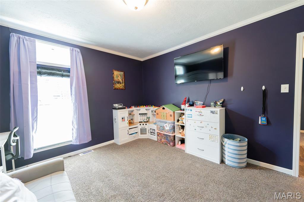 301 Pleasant Avenue