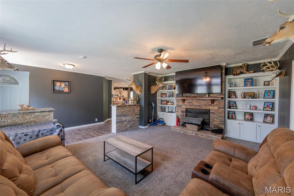 301 Pleasant Avenue