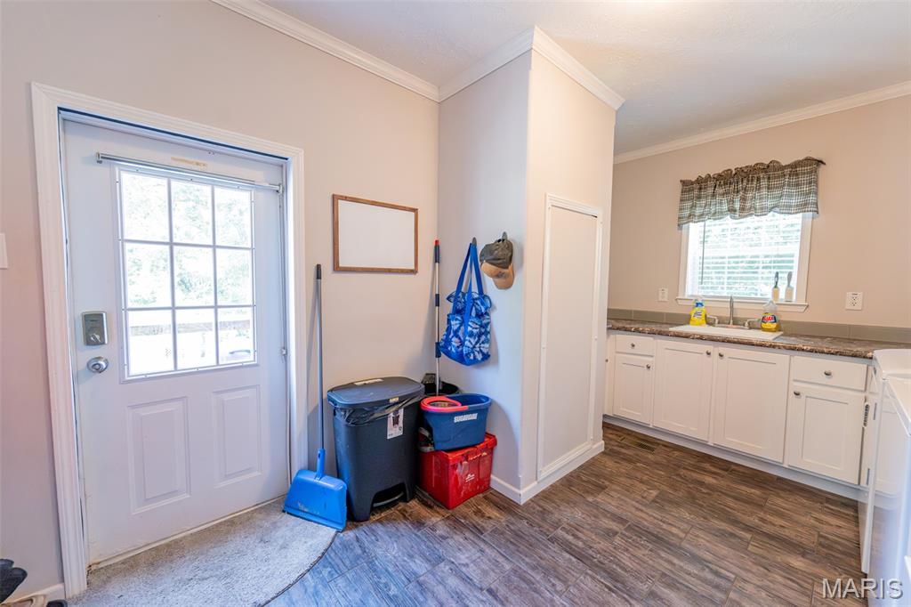 301 Pleasant Avenue