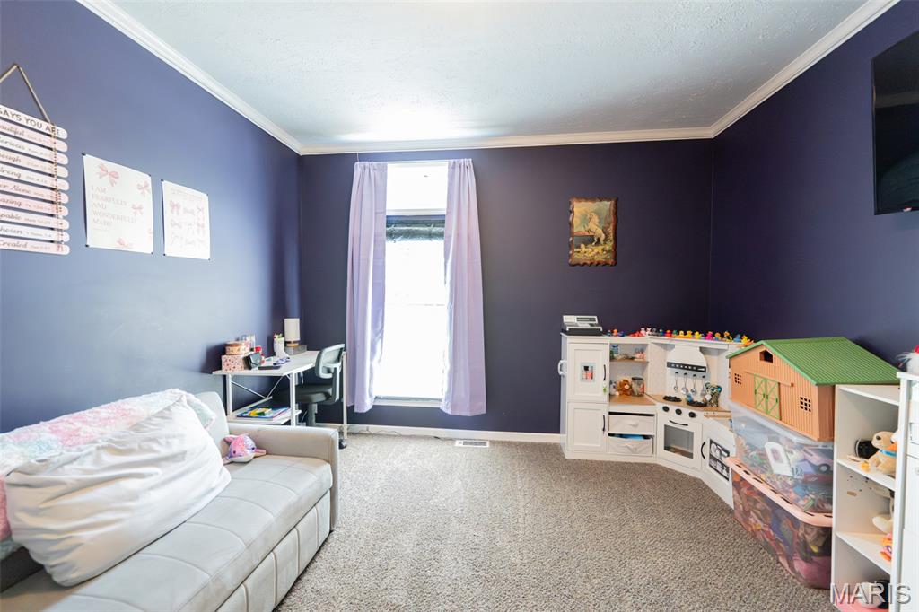301 Pleasant Avenue