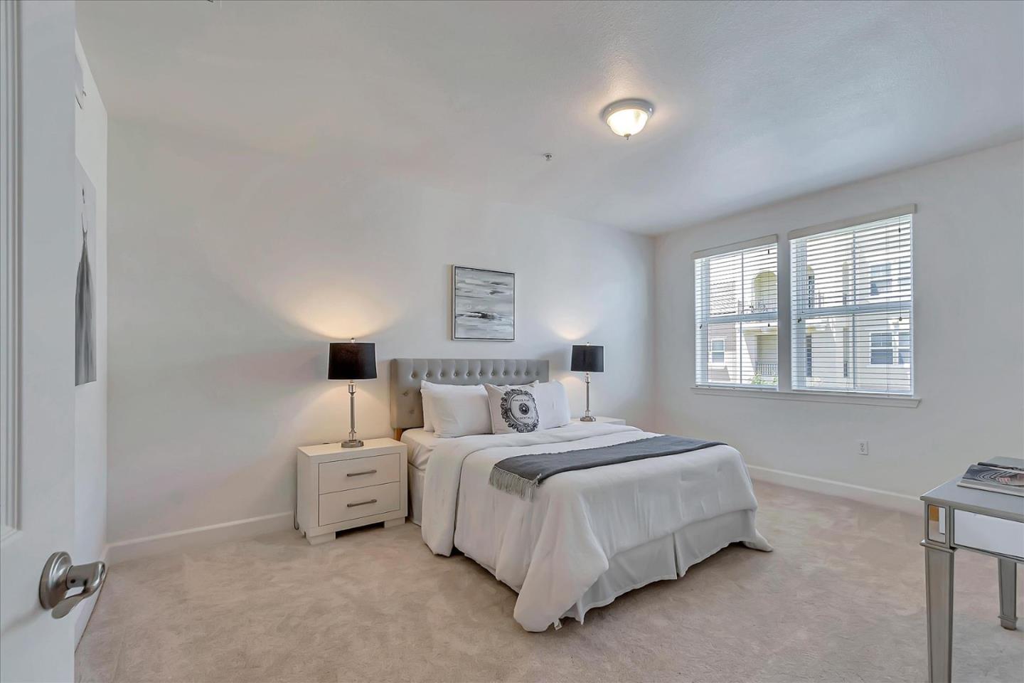 700 S Abel ST 423