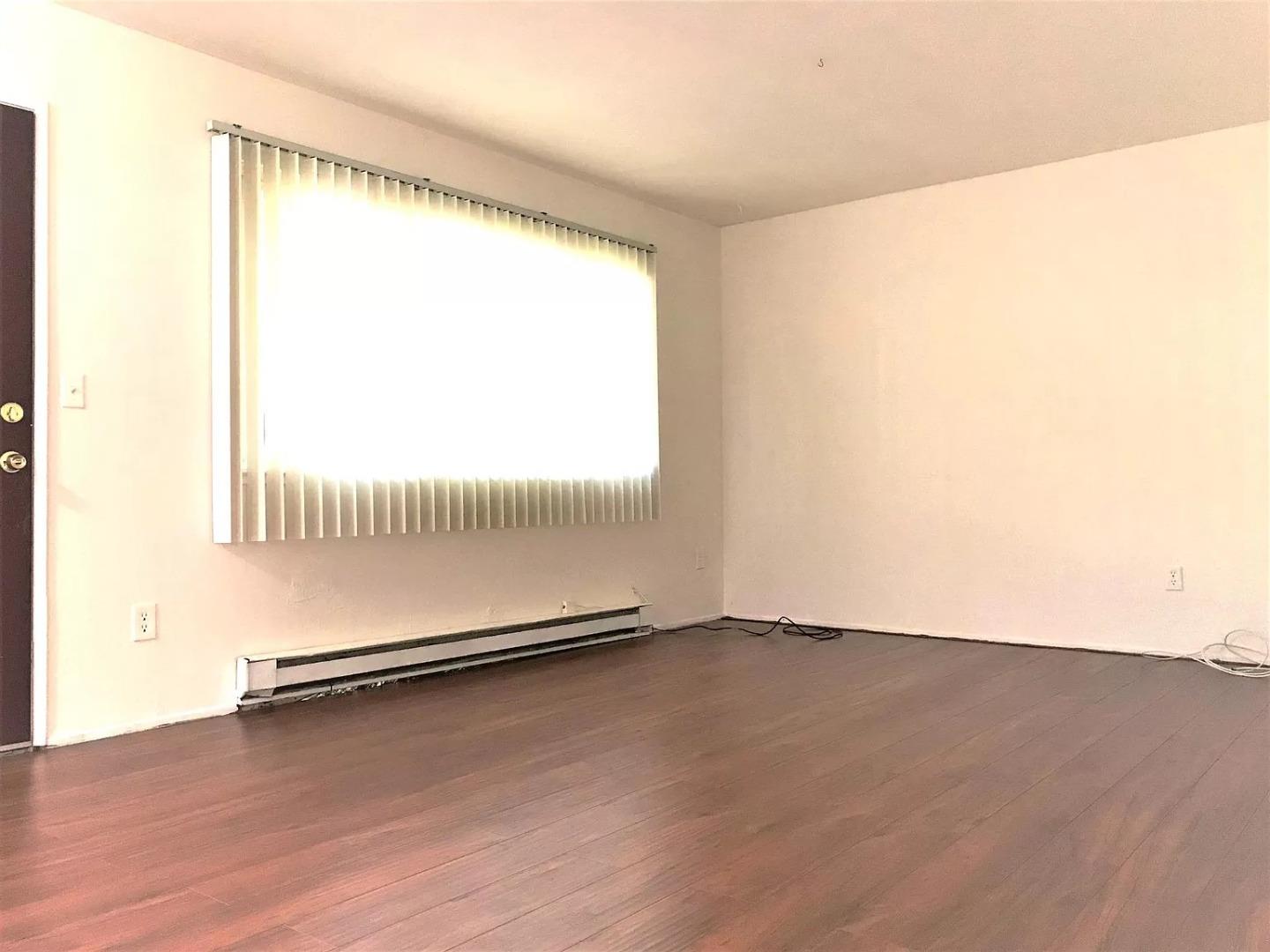 195 Reed ST 4