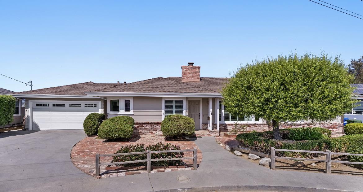 151 Laken CT