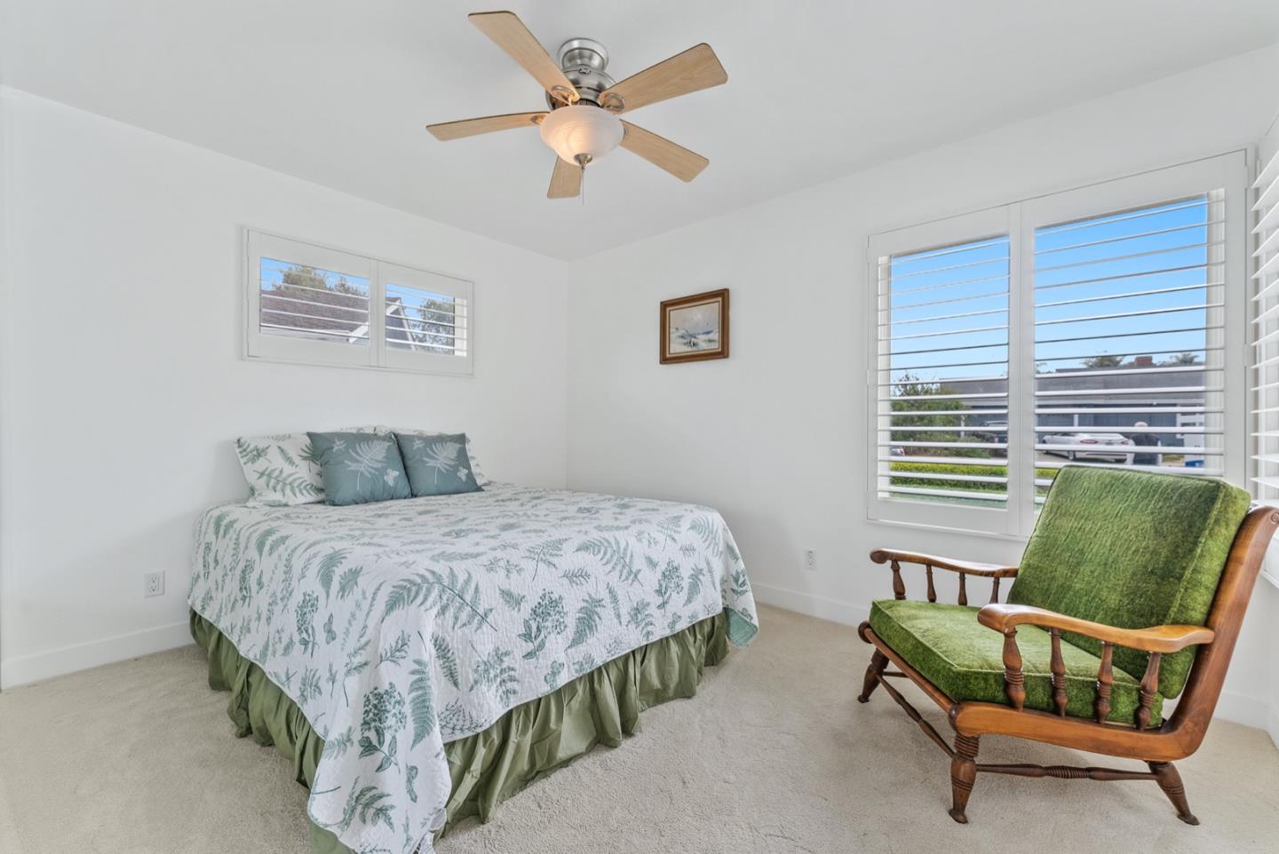 151 Laken CT