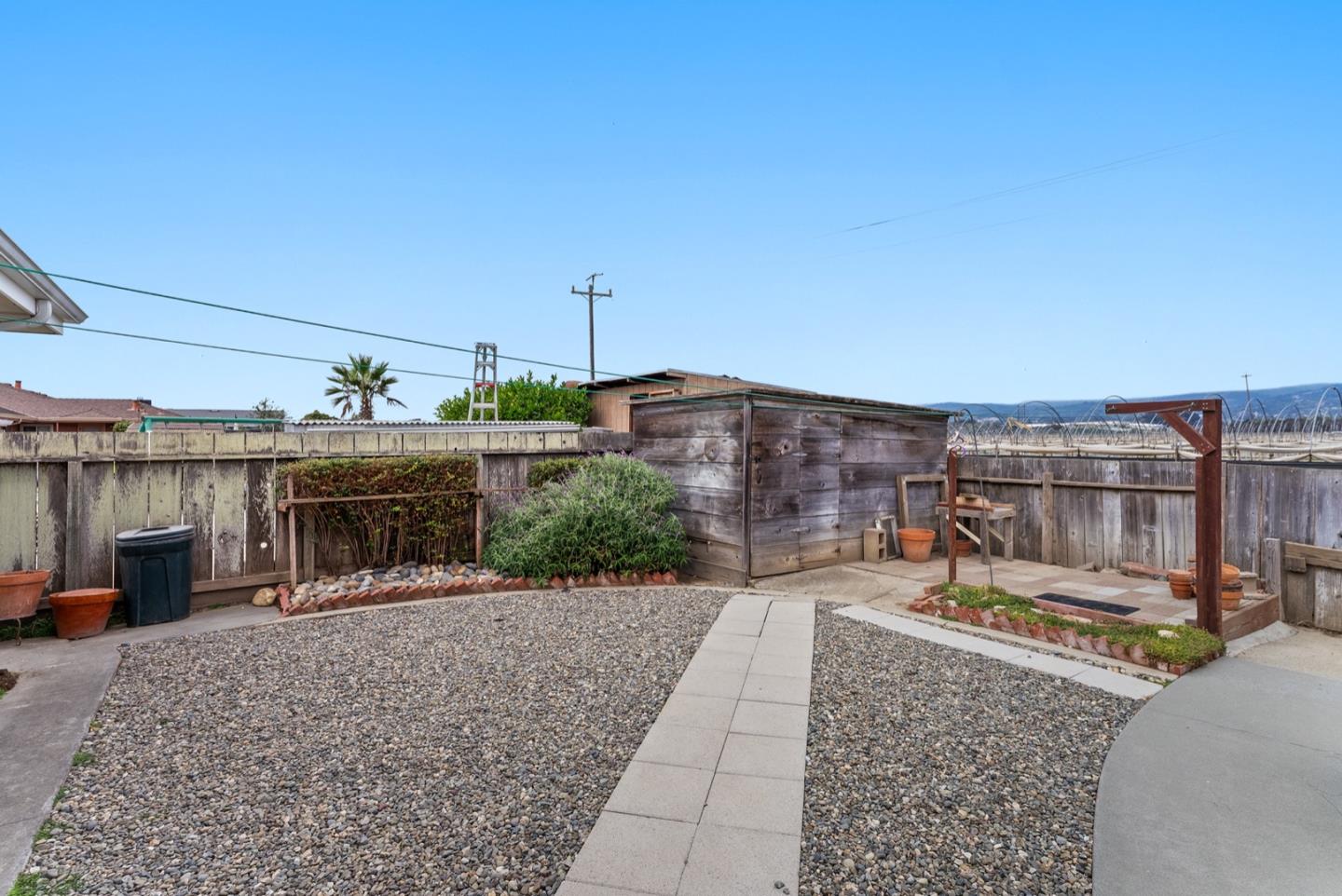 151 Laken CT