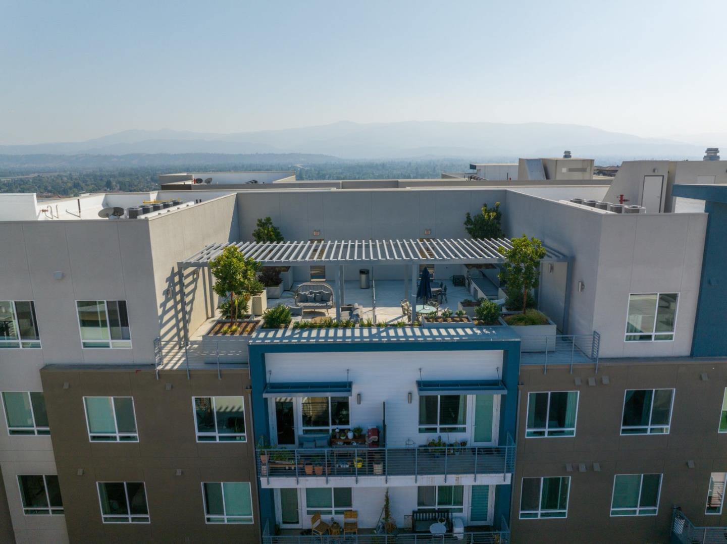 2984 Jayhawkers PL 4