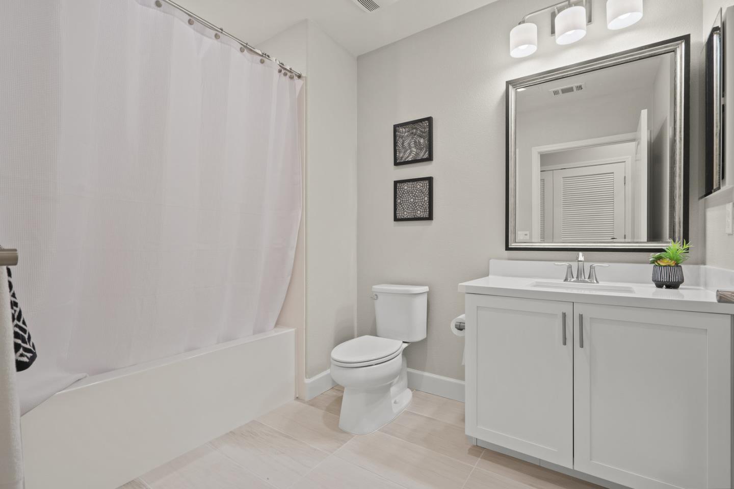 2984 Jayhawkers PL 4