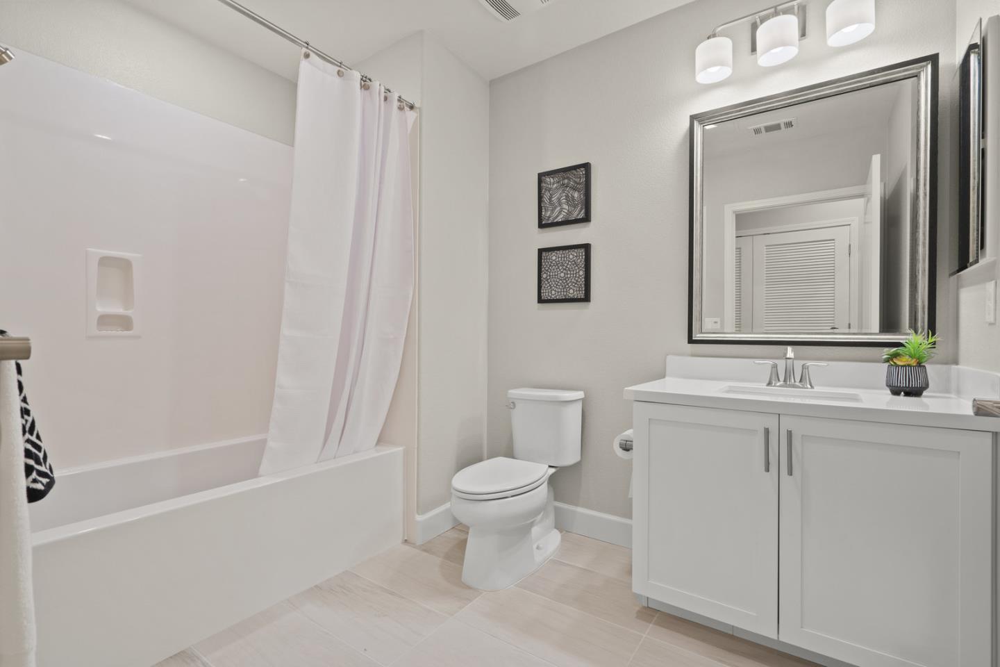 2984 Jayhawkers PL 4