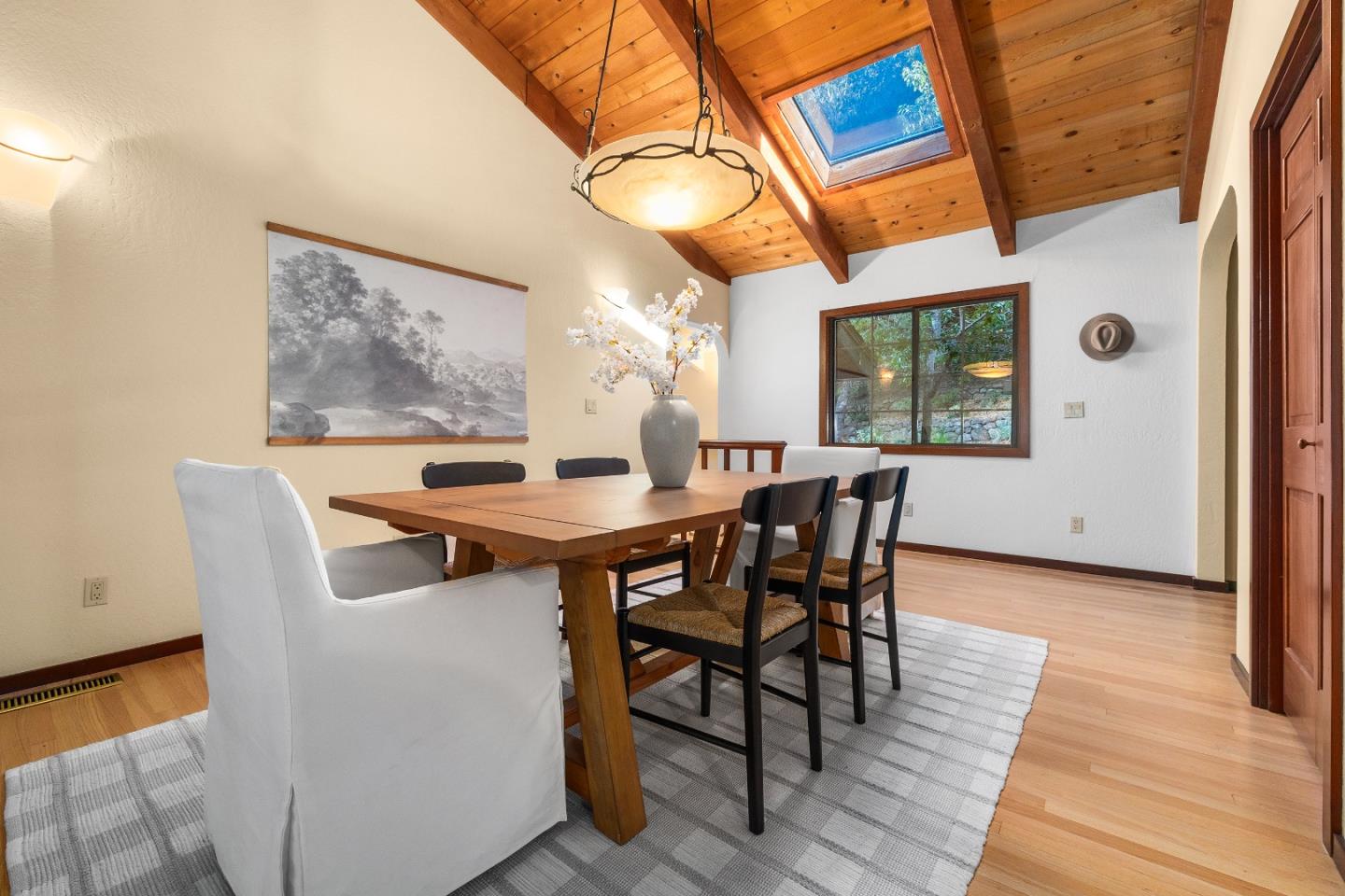 2293 Laurel Glen RD