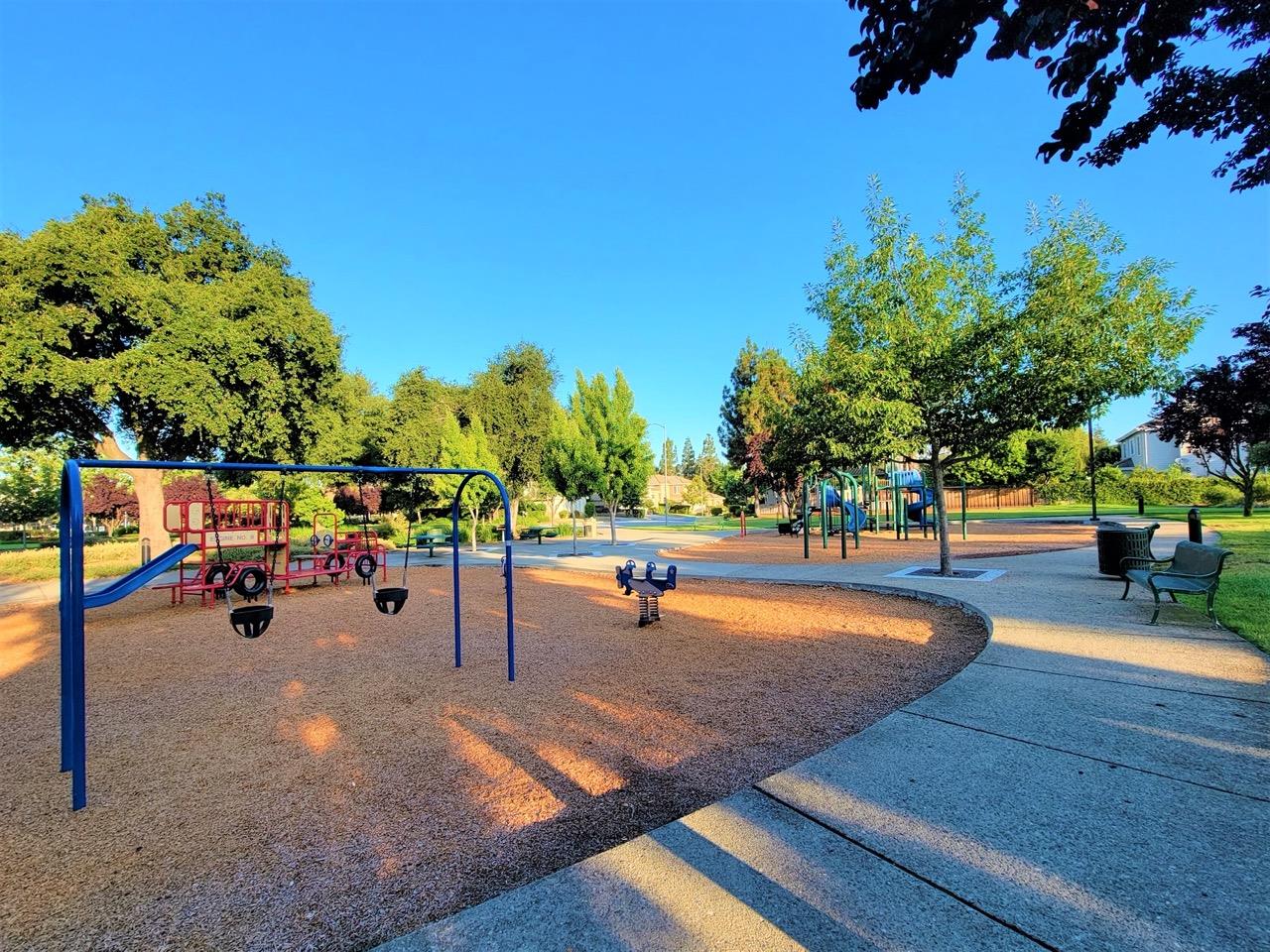 1631 Avenida De Los Padres