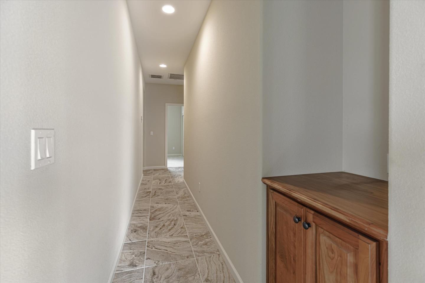 940 Cannery ROW