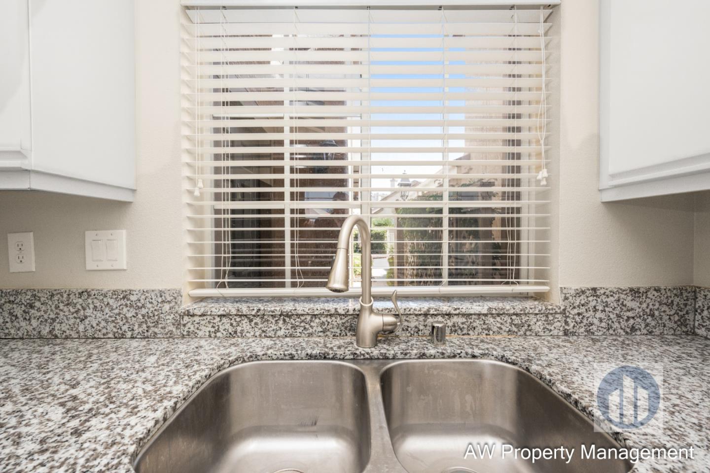 11661 Westview Parkway