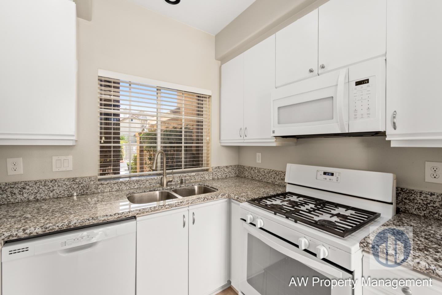 11661 Westview Parkway