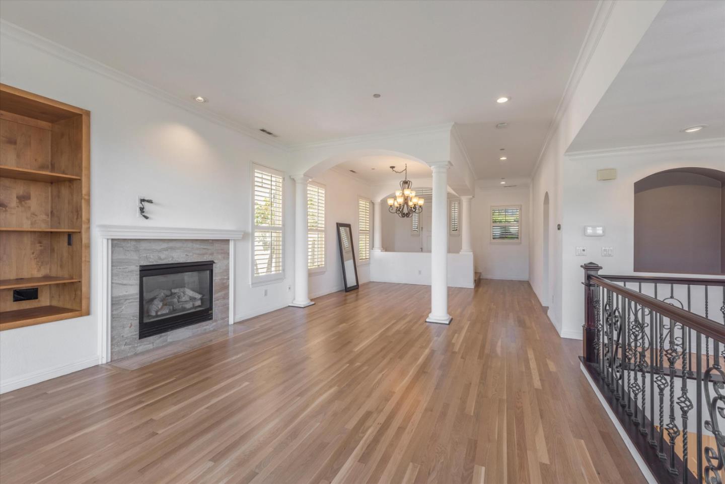 8215 Skyline Circle