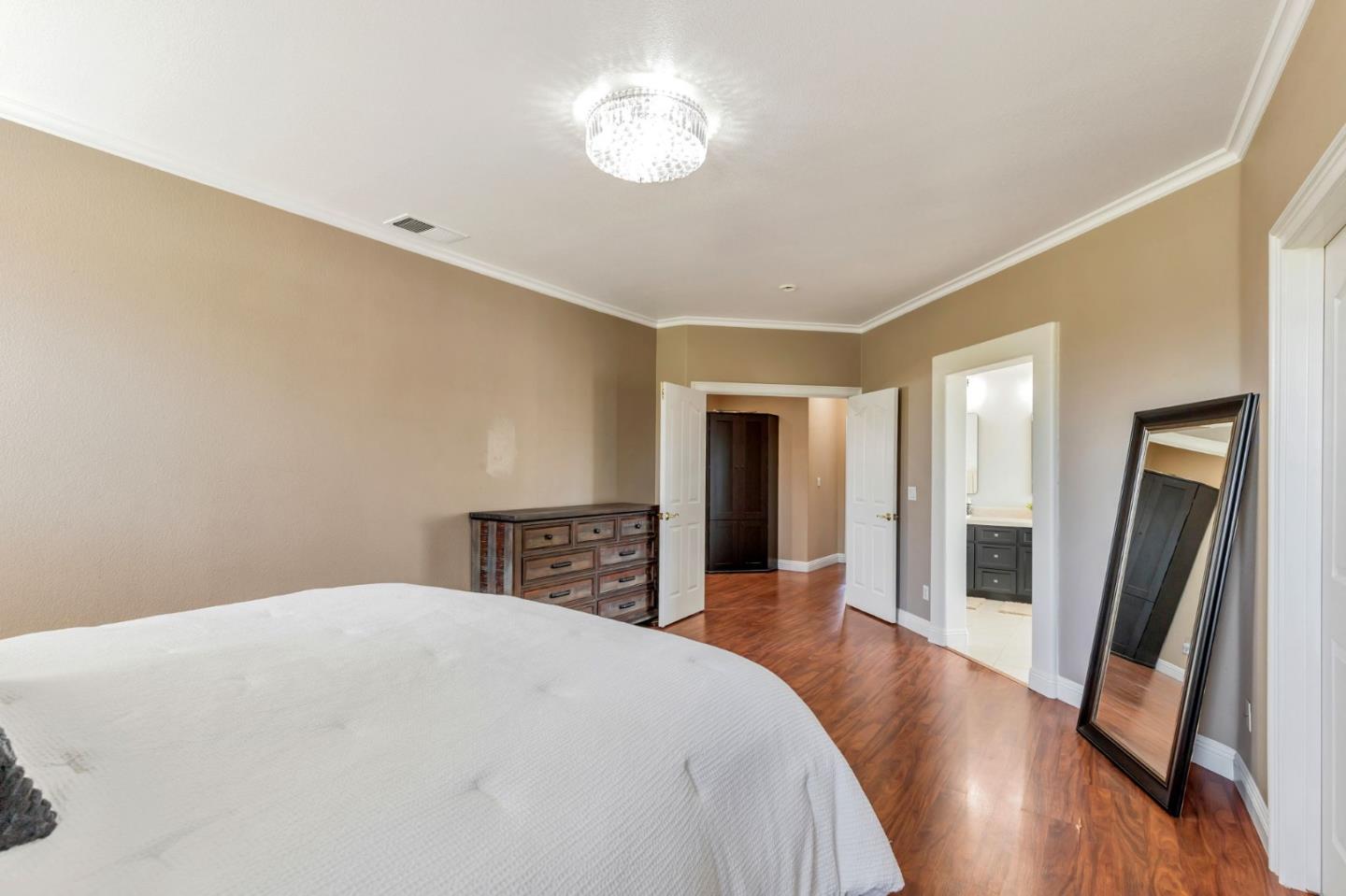 650 Talbot Drive