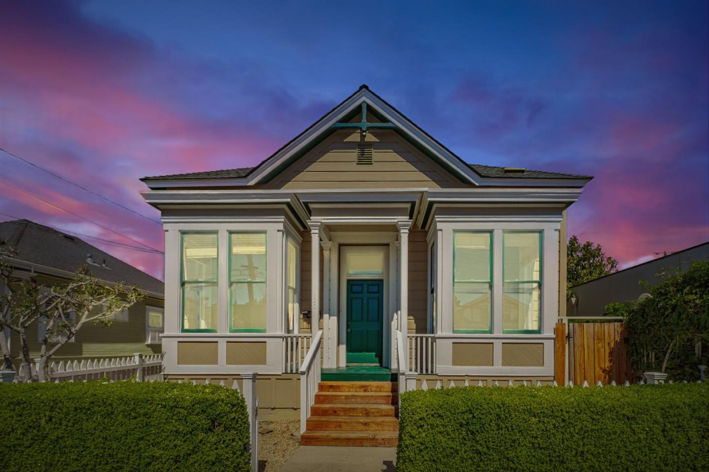 120 Maple Street