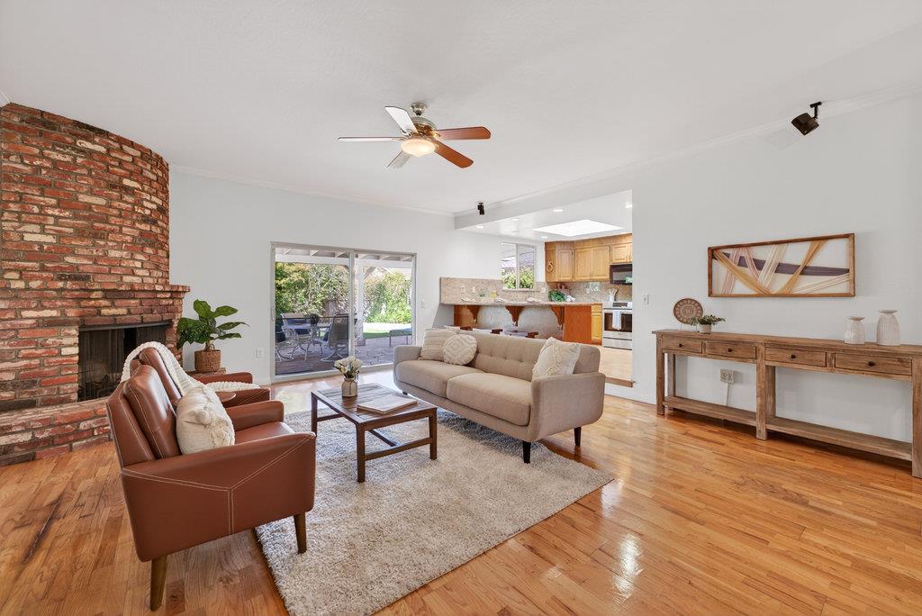 210 Wingfoot Drive