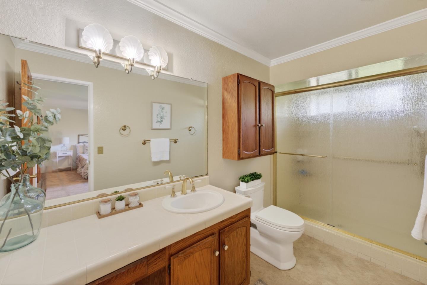 210 Wingfoot Drive