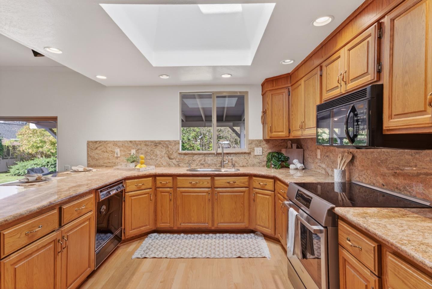 210 Wingfoot Drive