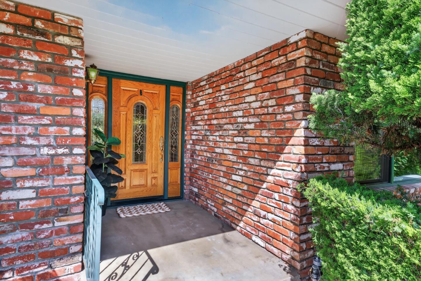210 Wingfoot Drive