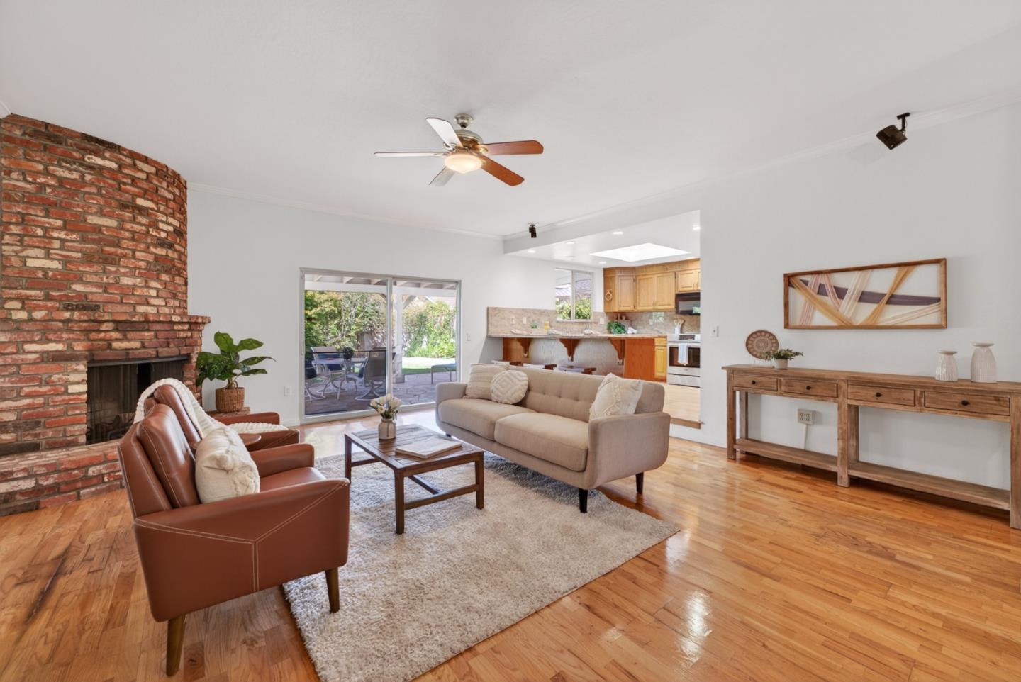 210 Wingfoot Drive