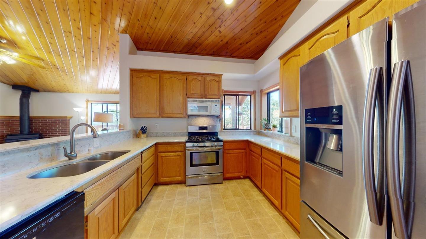 3346 Verde Robles Drive