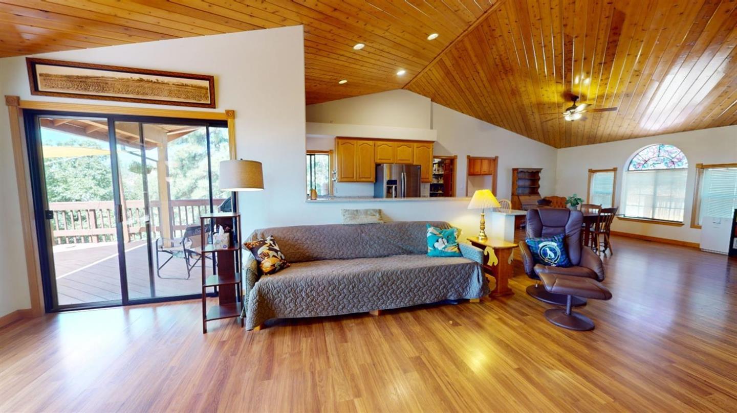 3346 Verde Robles Drive