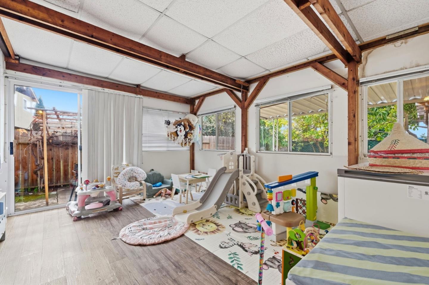 1729 Sherman Drive