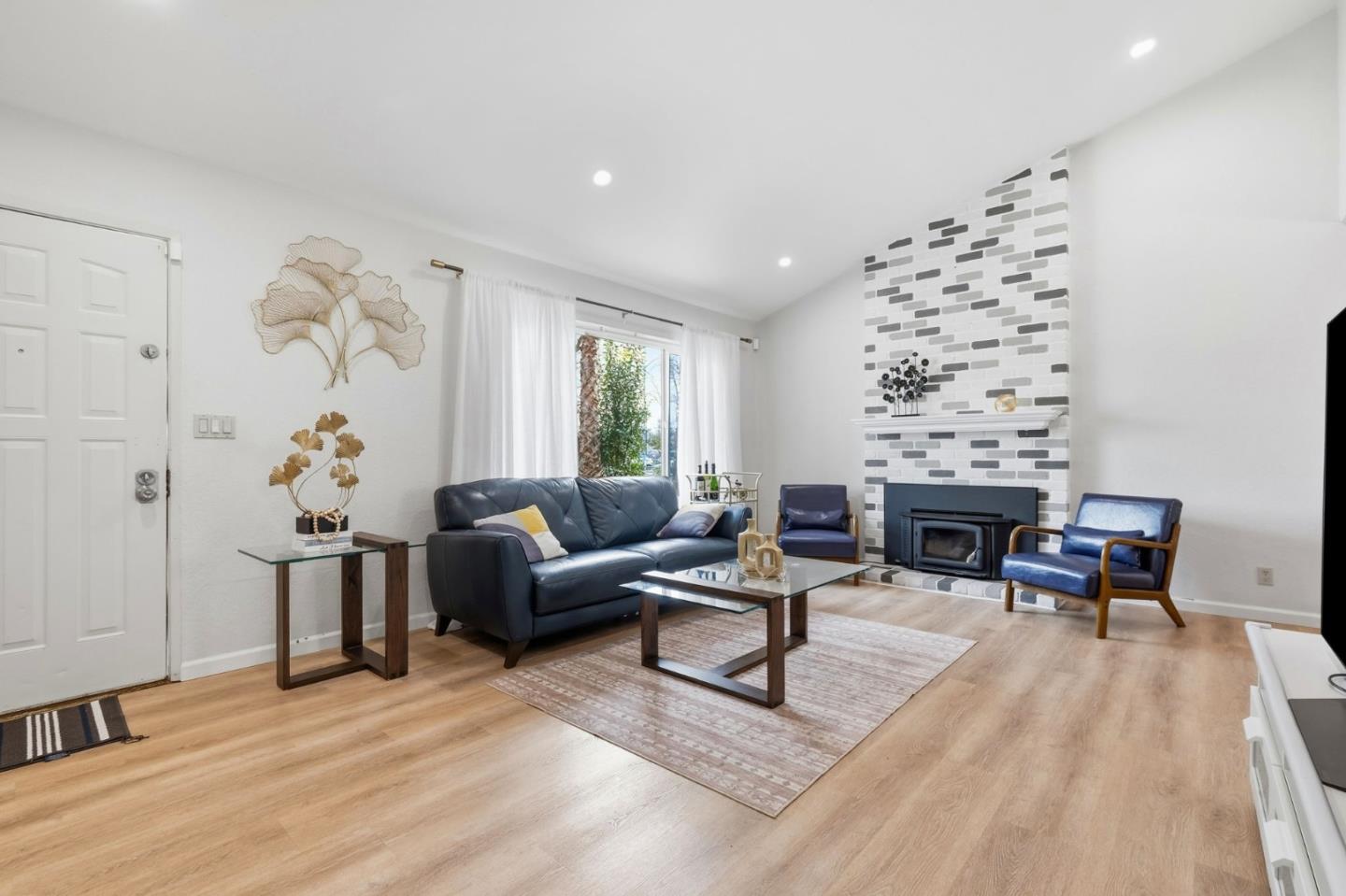 1729 Sherman Drive