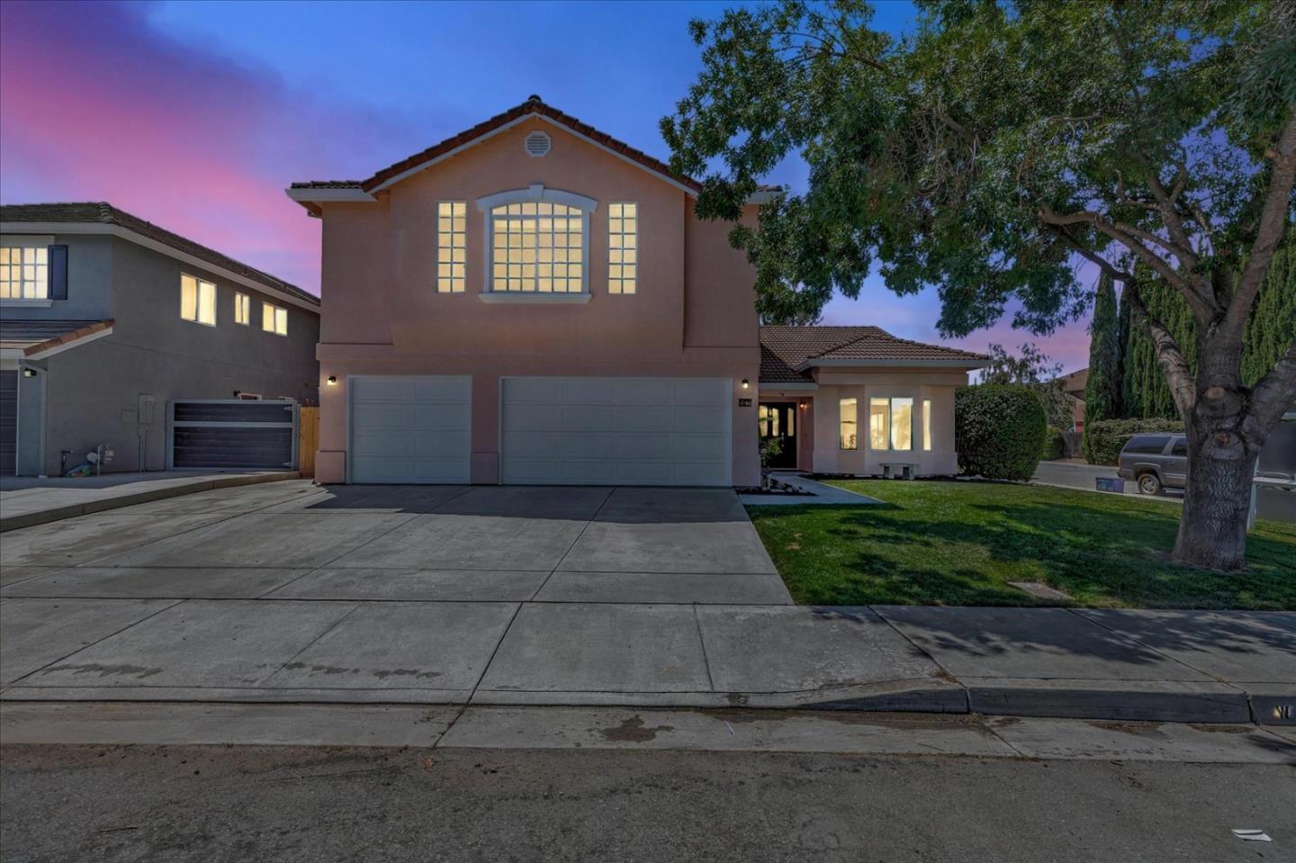 2161 Teakwood Court