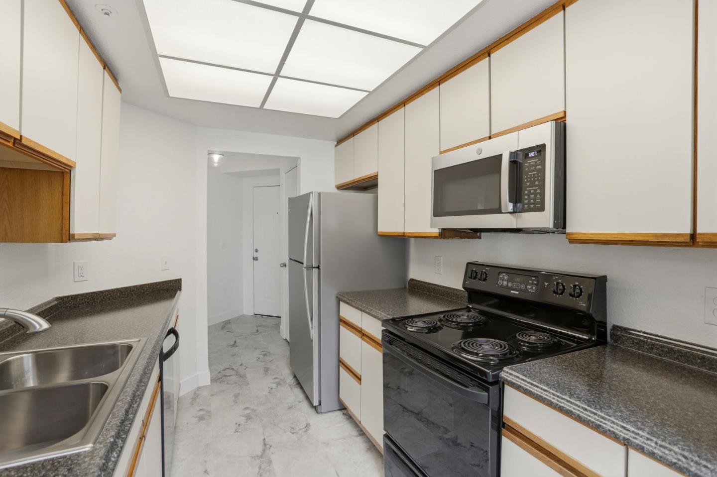 2621 Willowbrook Lane 110