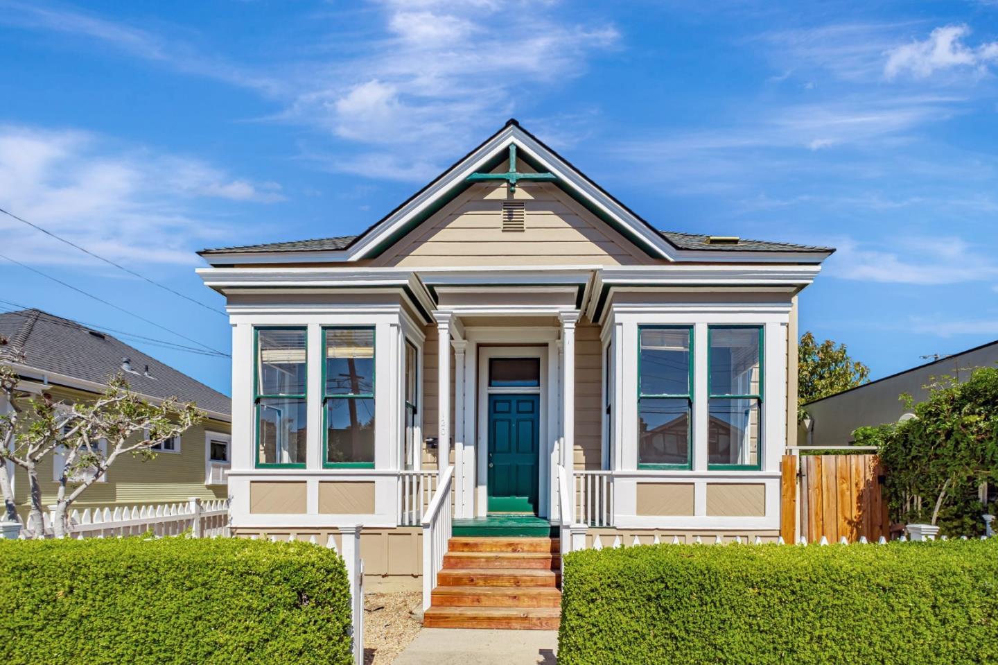 120 Maple Street