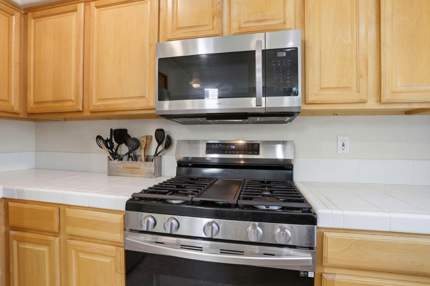 429 Airstream Court