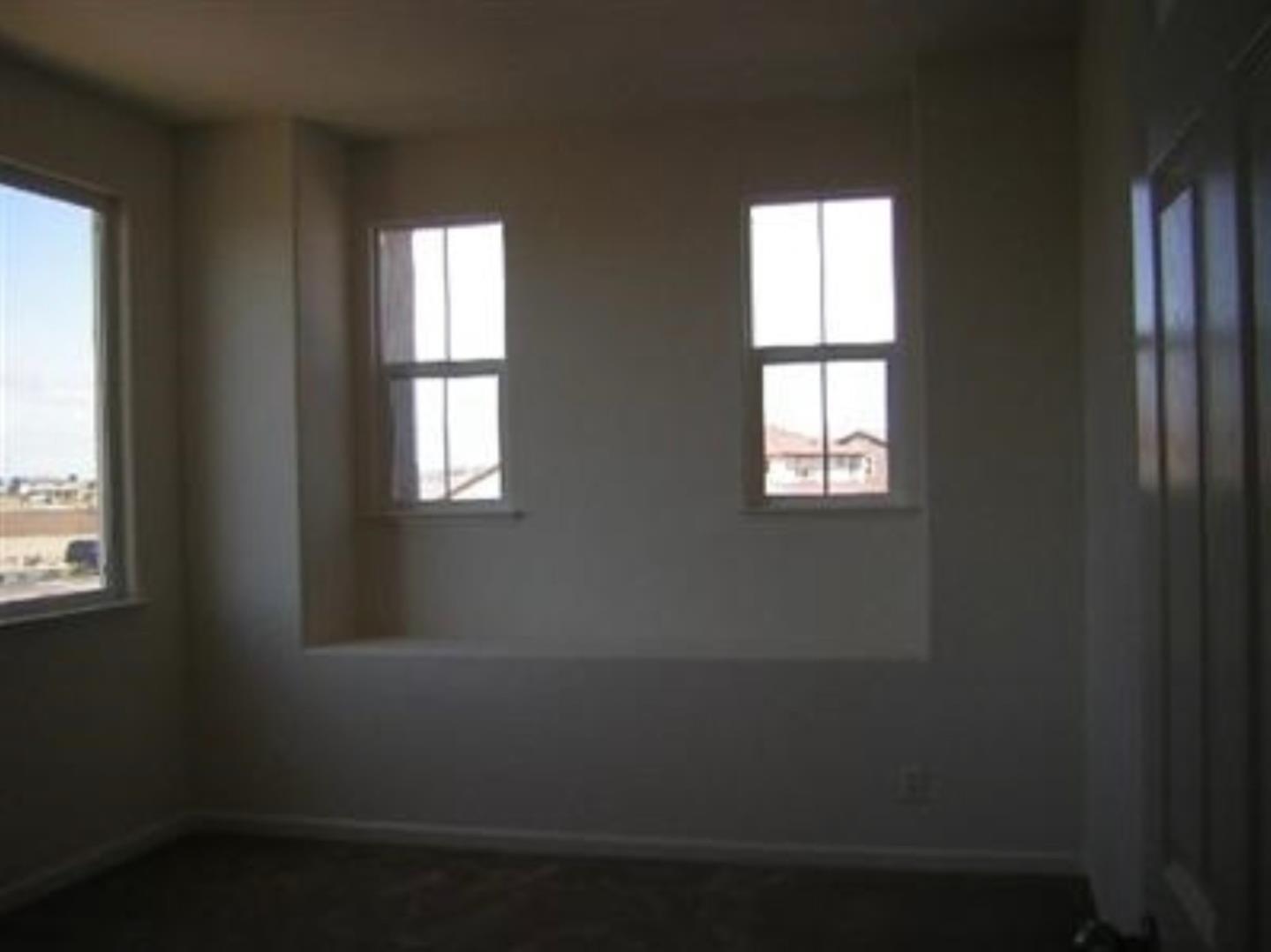 15220 Torrey Pines Circle