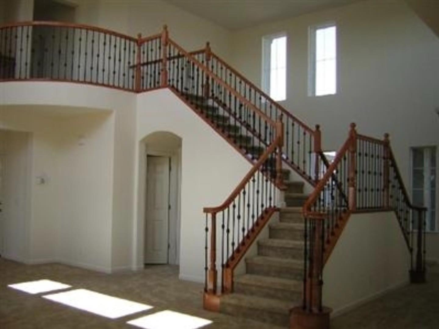 15220 Torrey Pines Circle