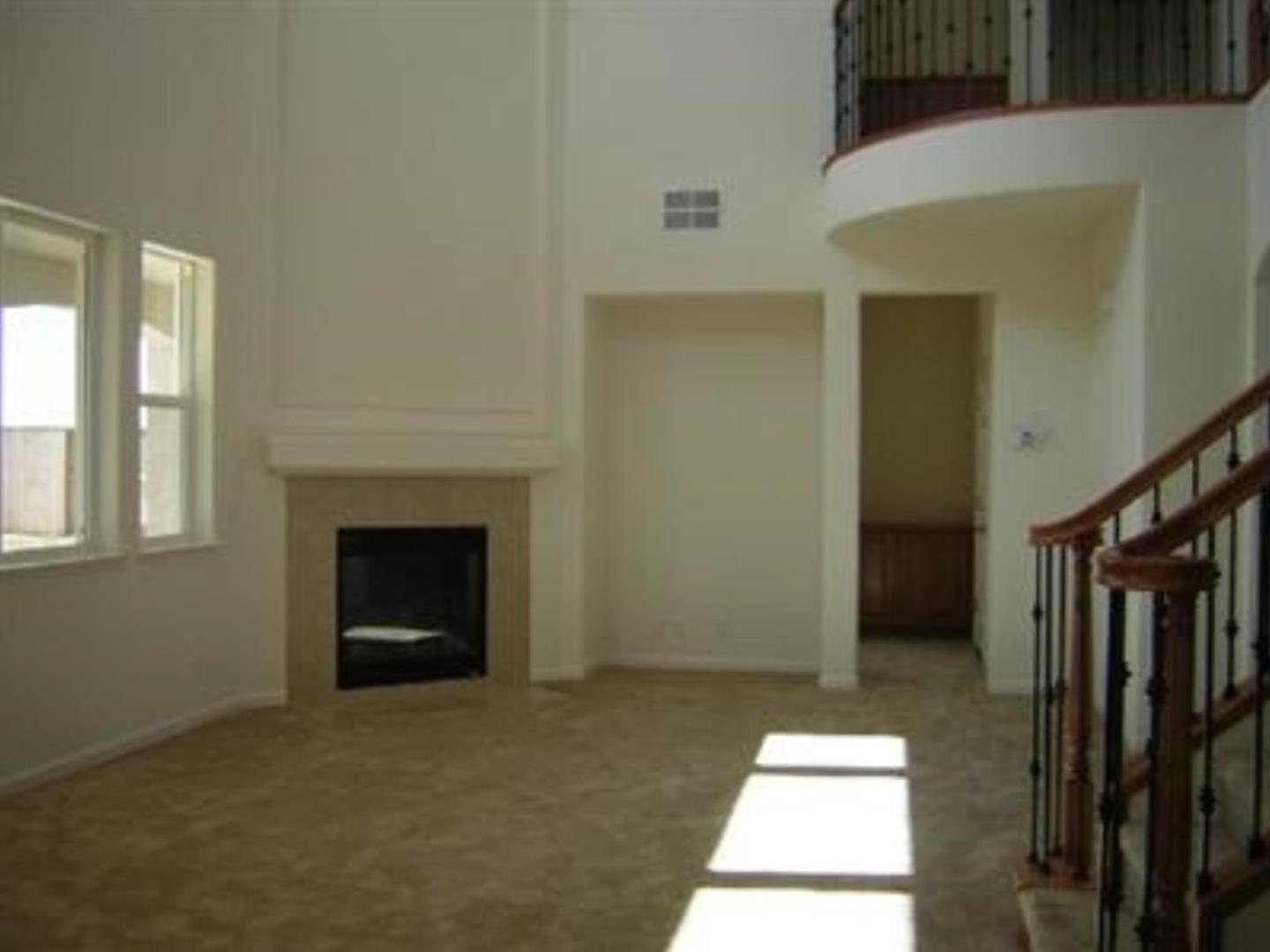 15220 Torrey Pines Circle