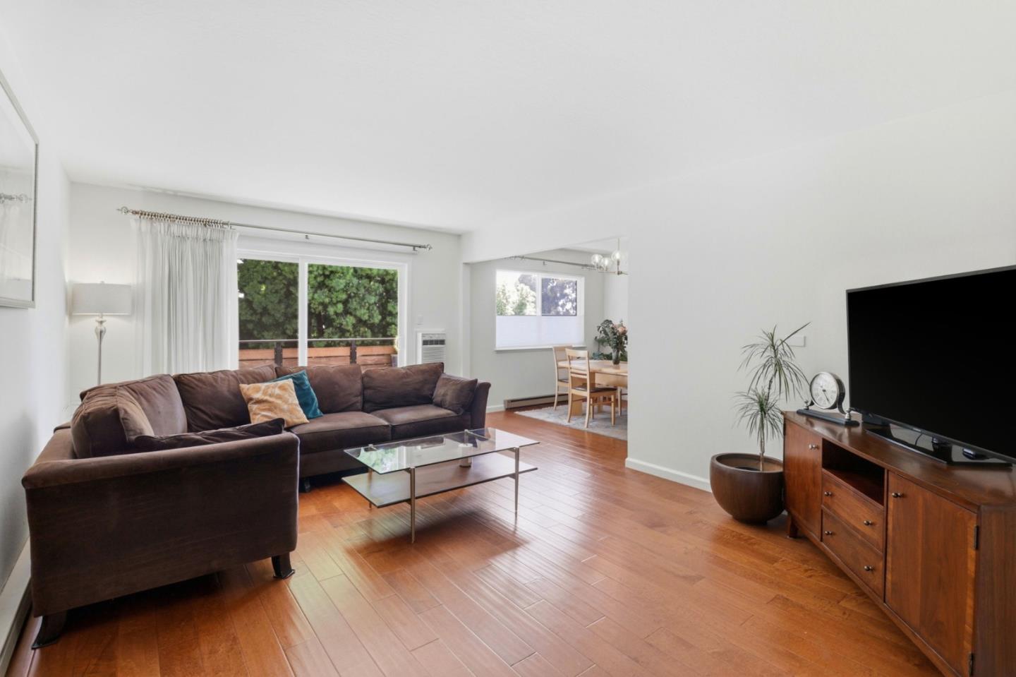 88 Claremont Avenue 8