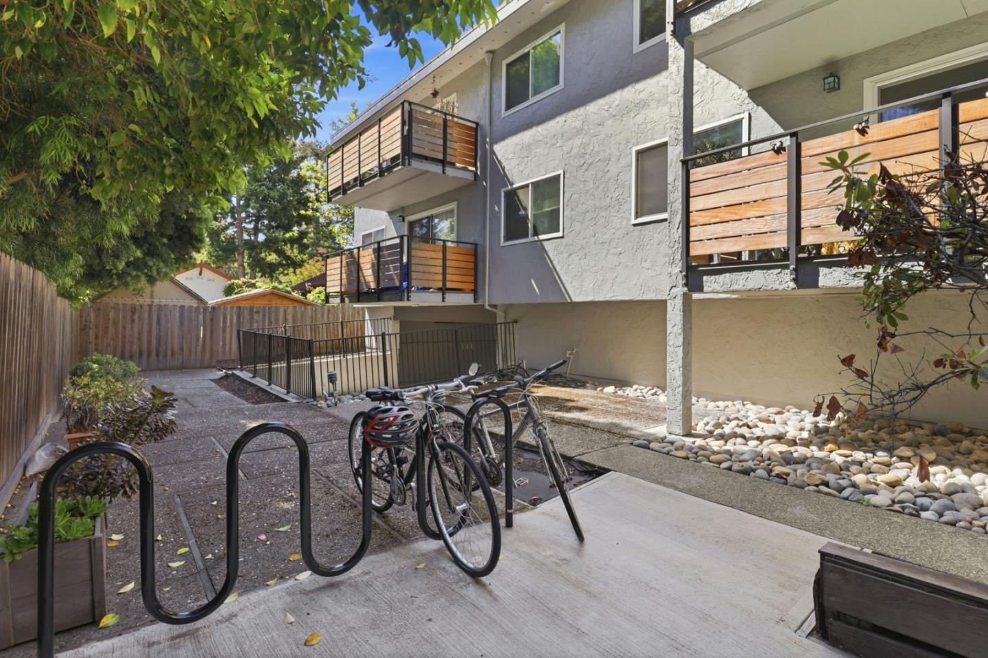 88 Claremont Avenue 8