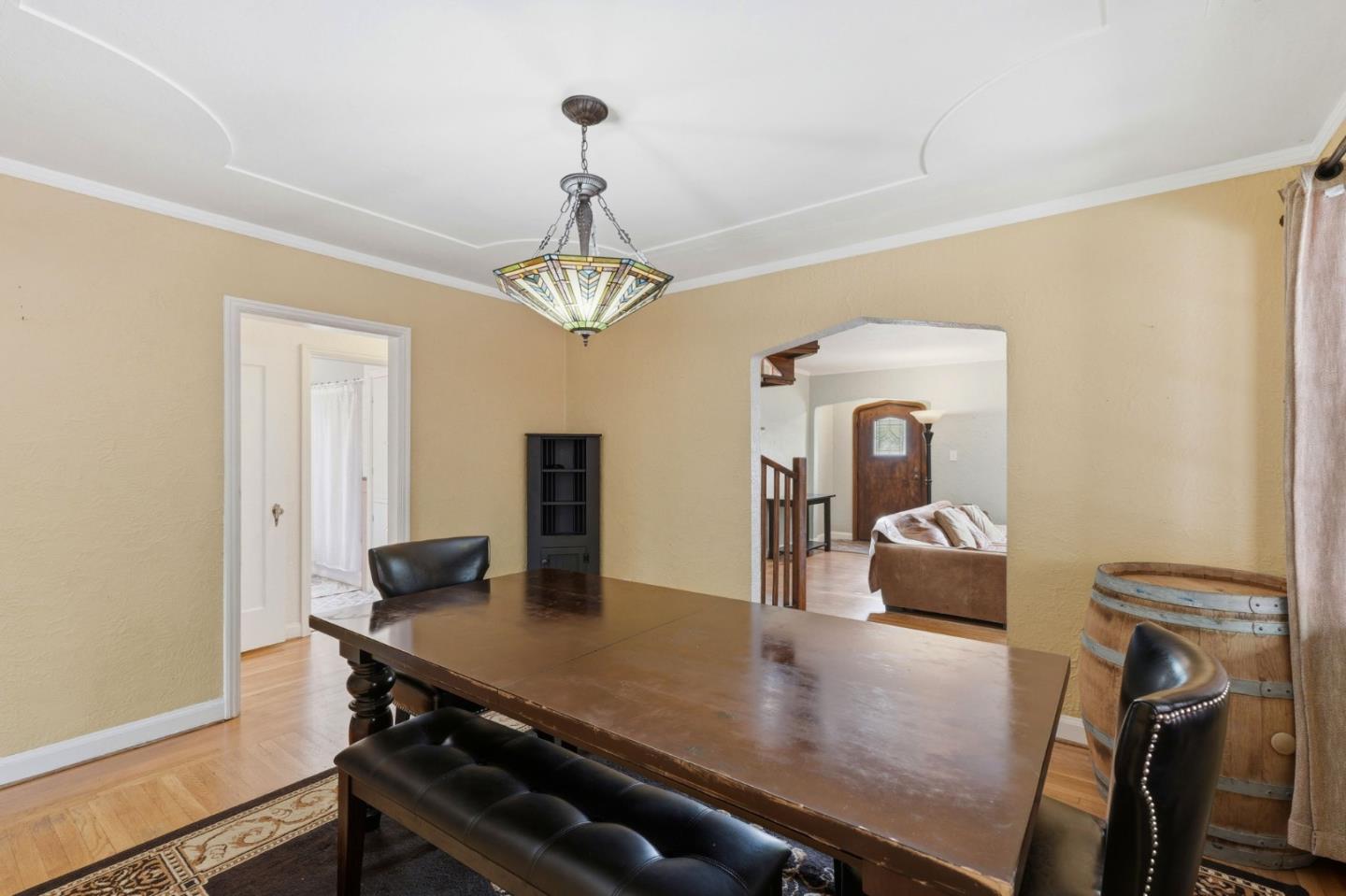 136 West Stadium Drive