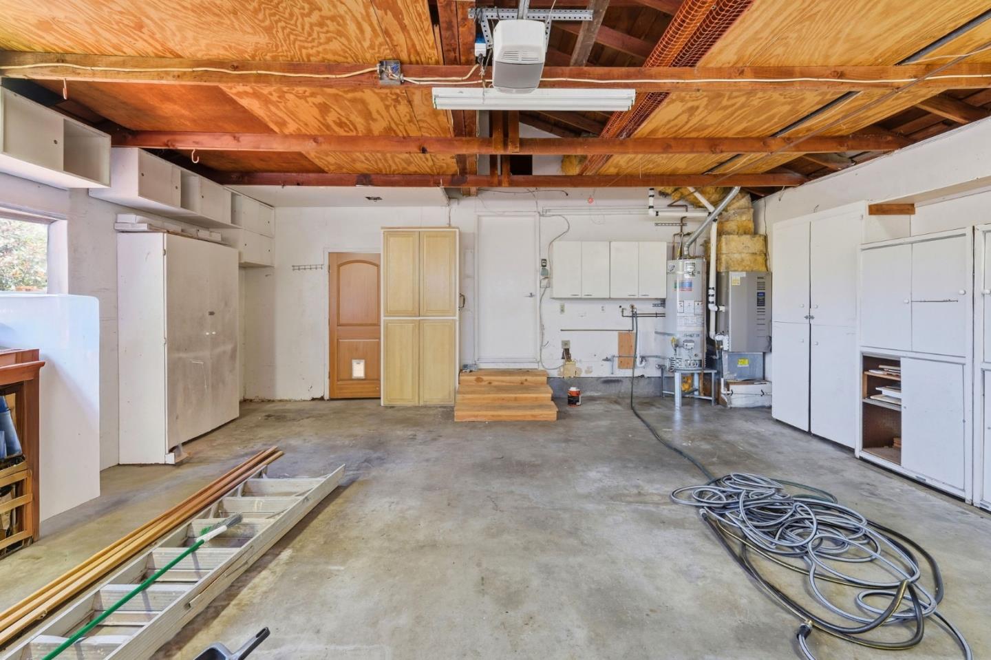 130 Caliente Drive
