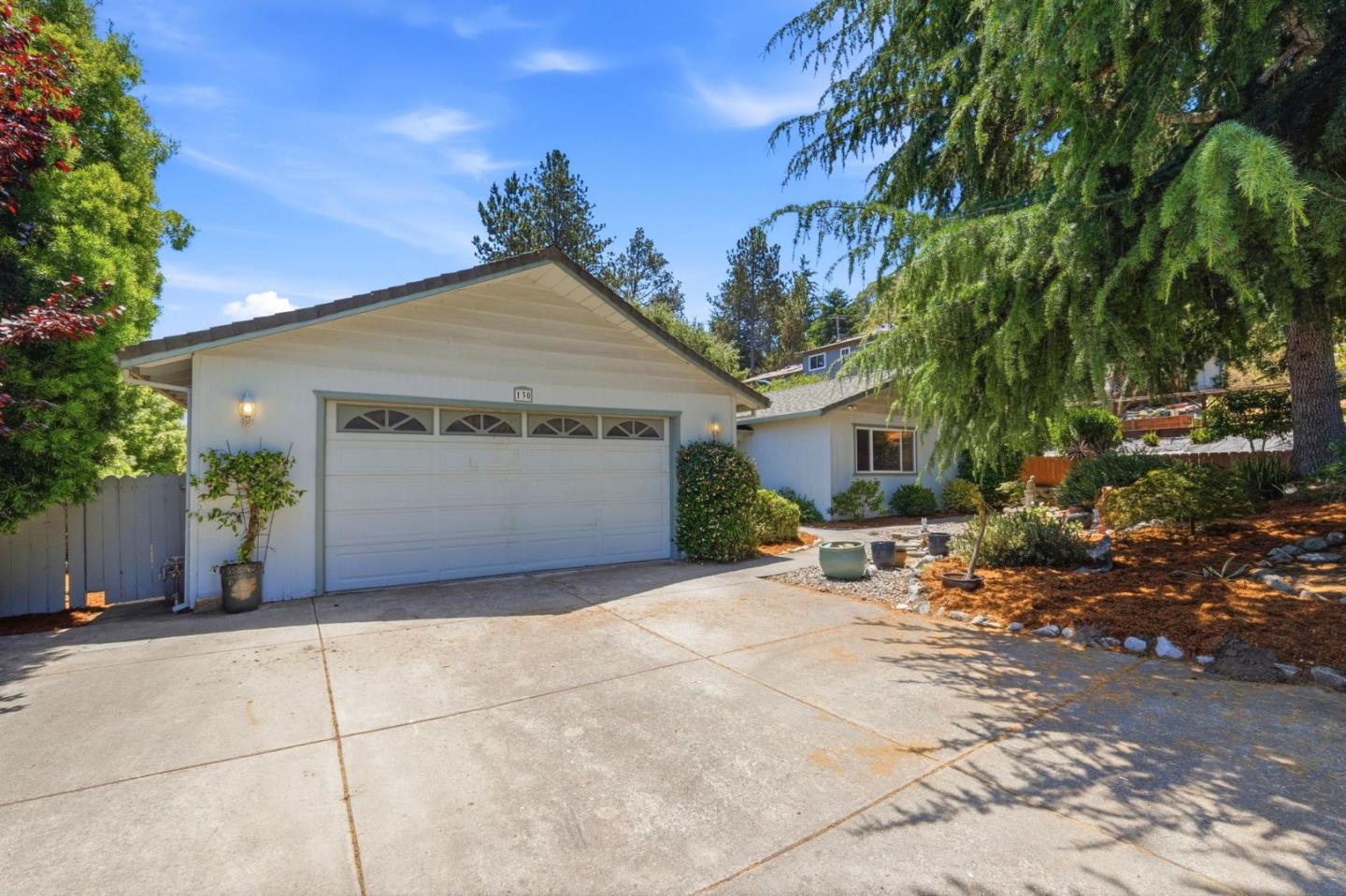 130 Caliente Drive