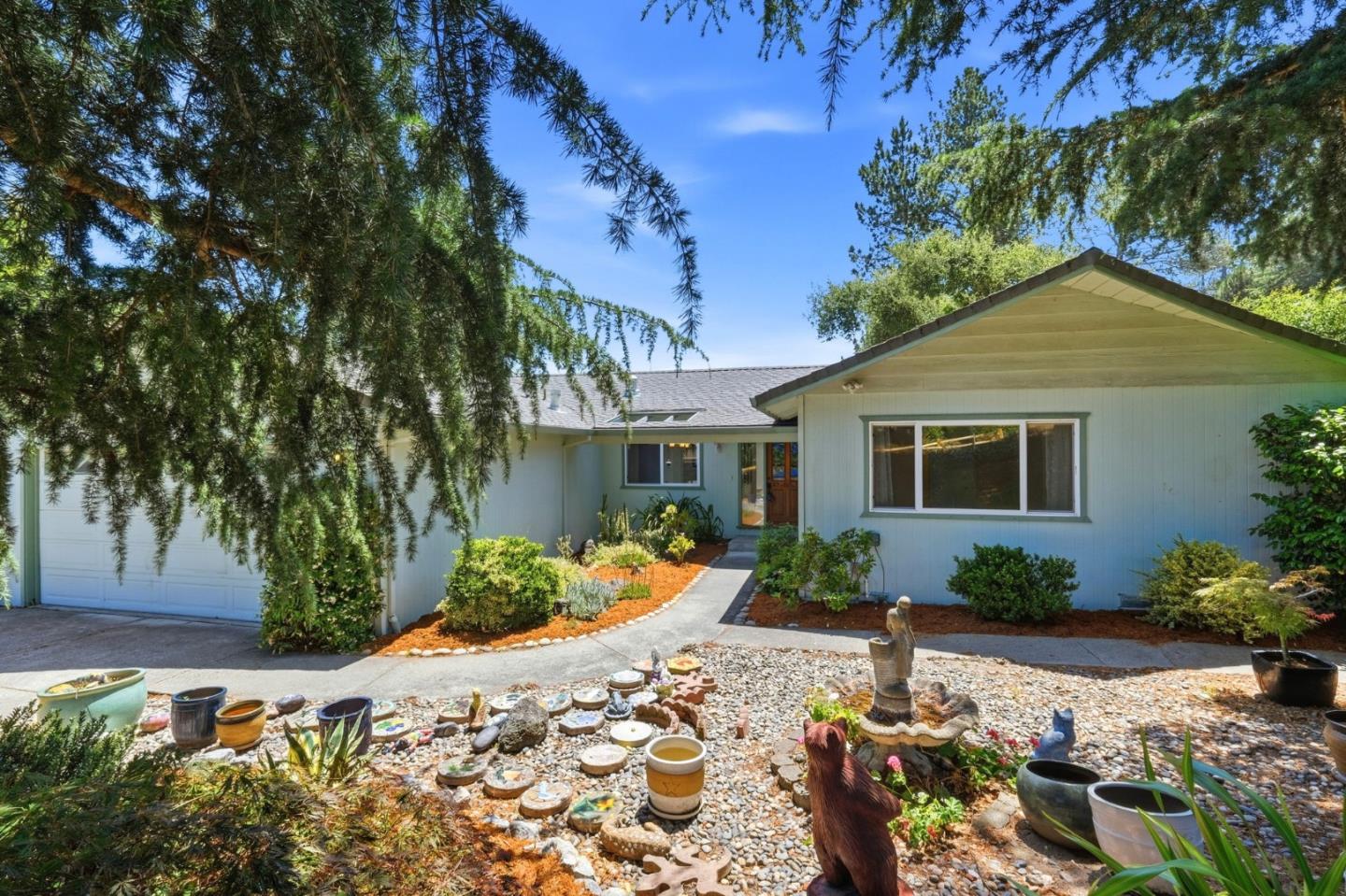 130 Caliente Drive