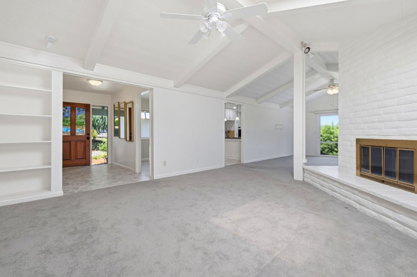 130 Caliente Drive