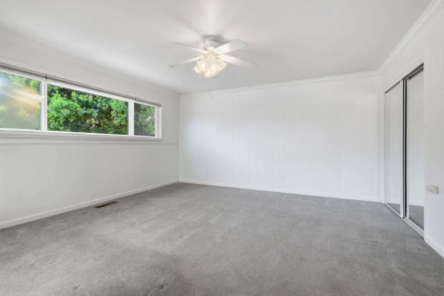 130 Caliente Drive