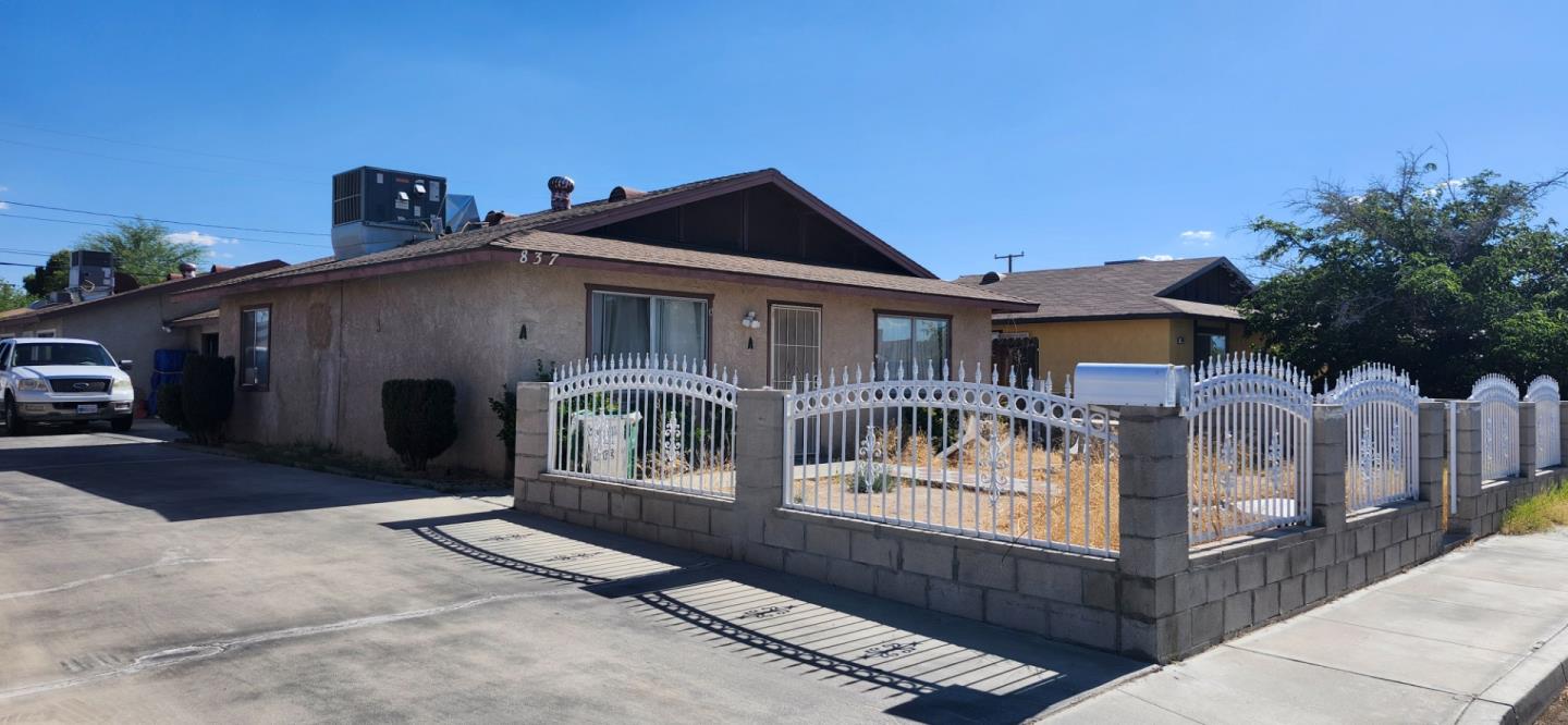 837 Commercial Avenue