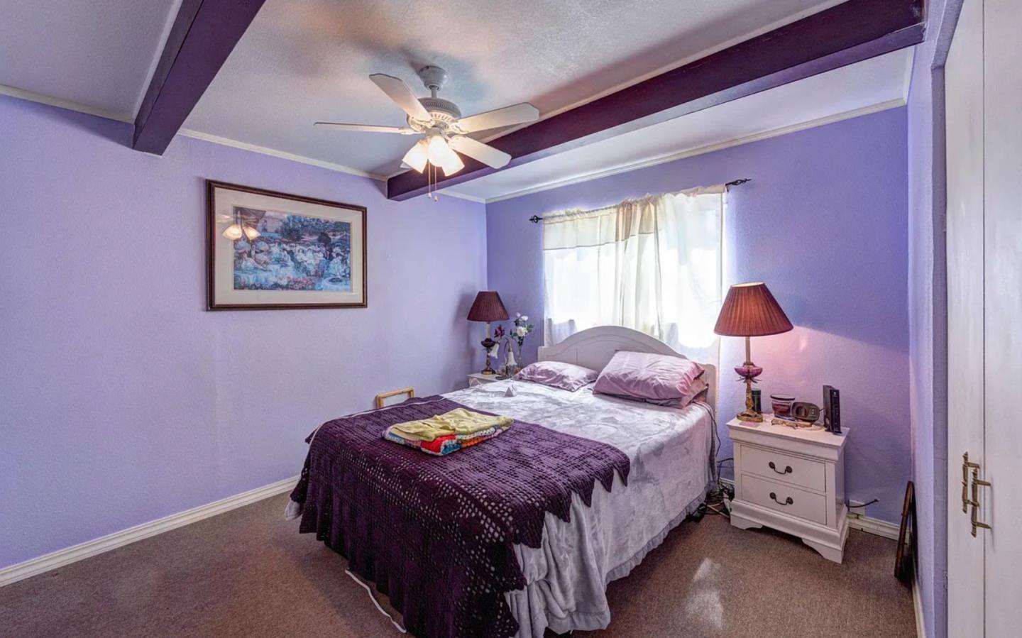 2886 Pinto LN