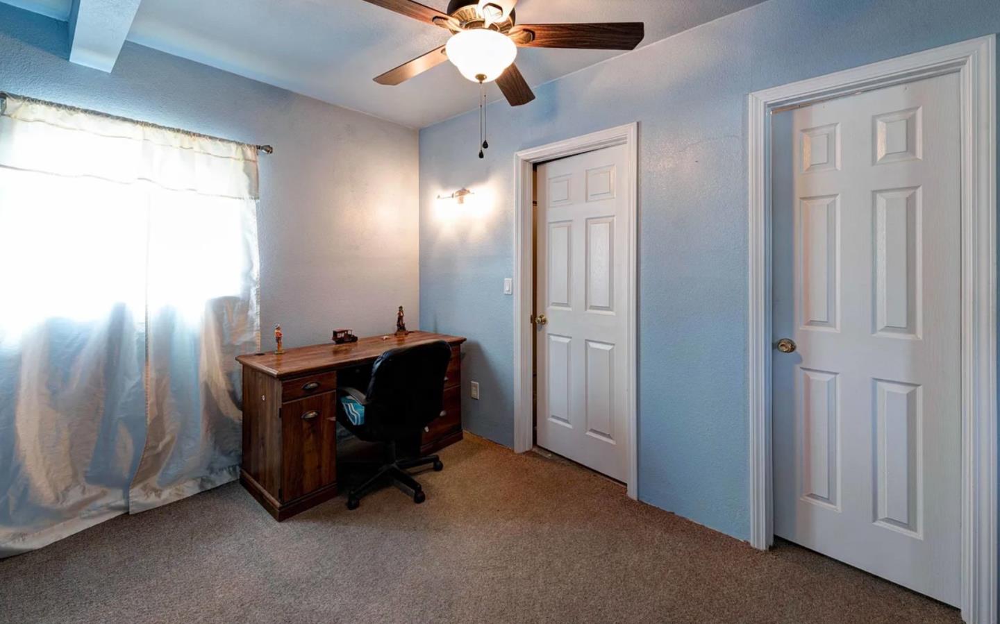 2886 Pinto LN