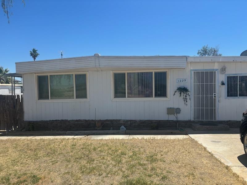 1225 Cherry DR 0